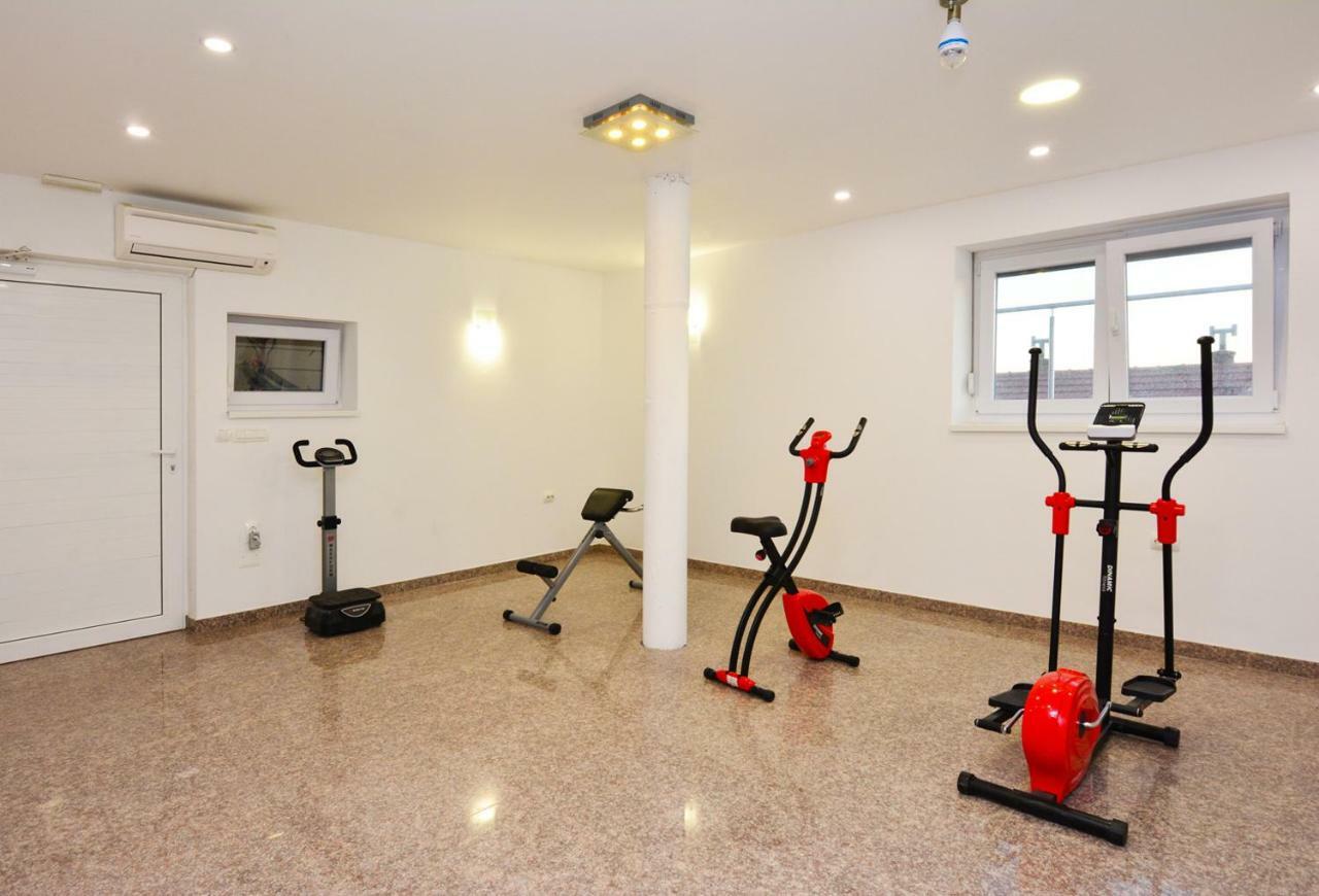 Villa Mirta Tisno Esterno foto